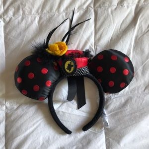Minnie Mouse ears